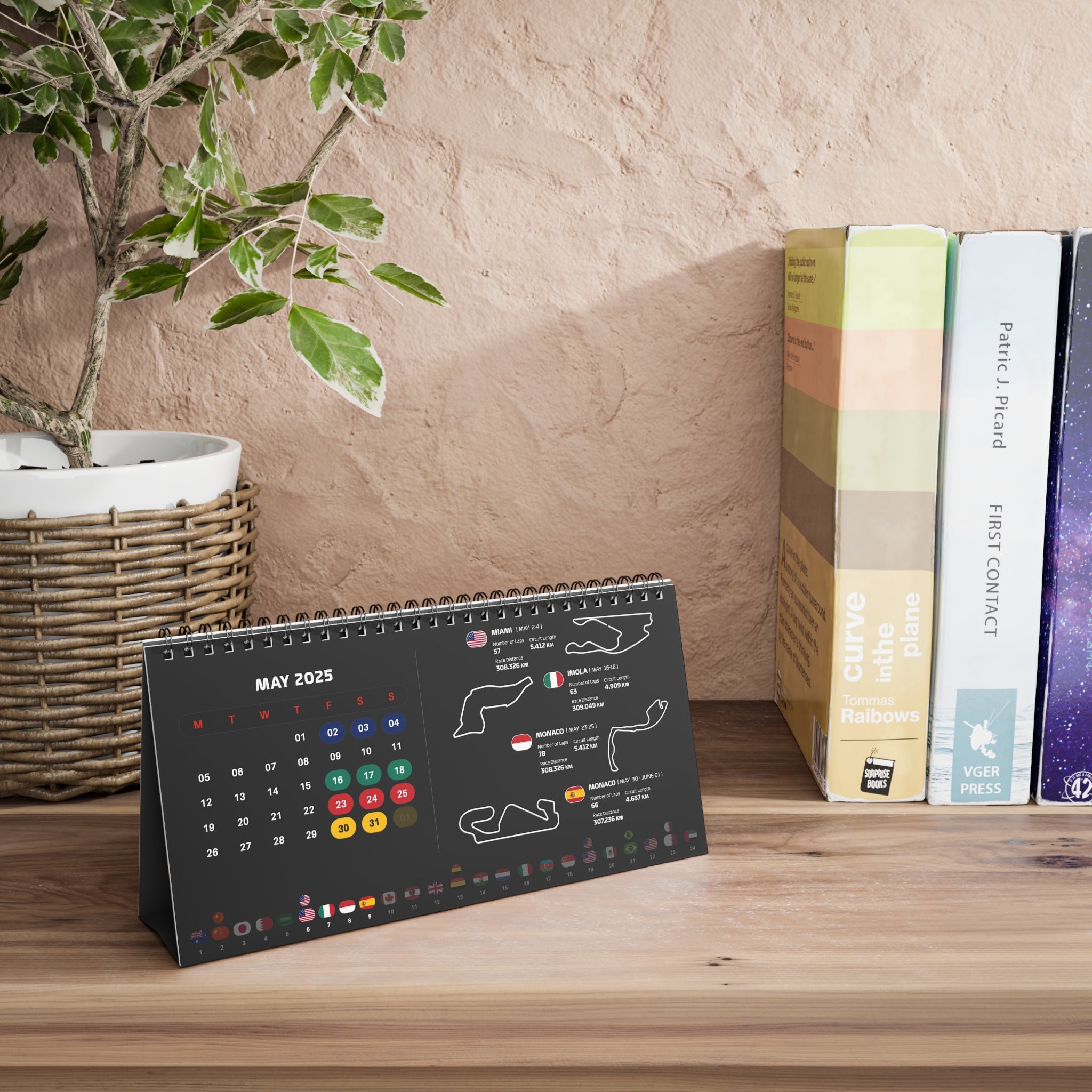 Race Season - GP Desk Calendar